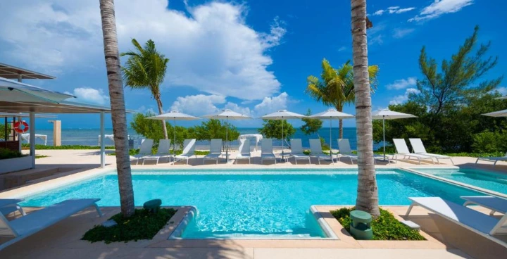 Renaissance Cancun Resort & Marina