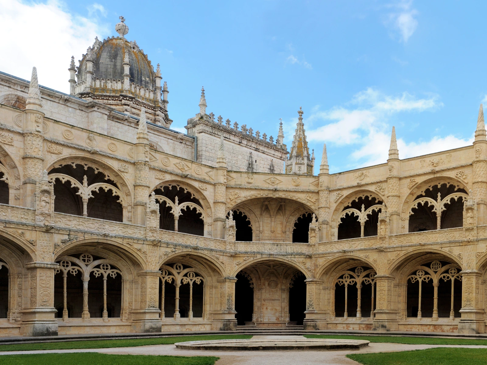 Mosteiro dos Jerónimos - Sightseeing Lisbon