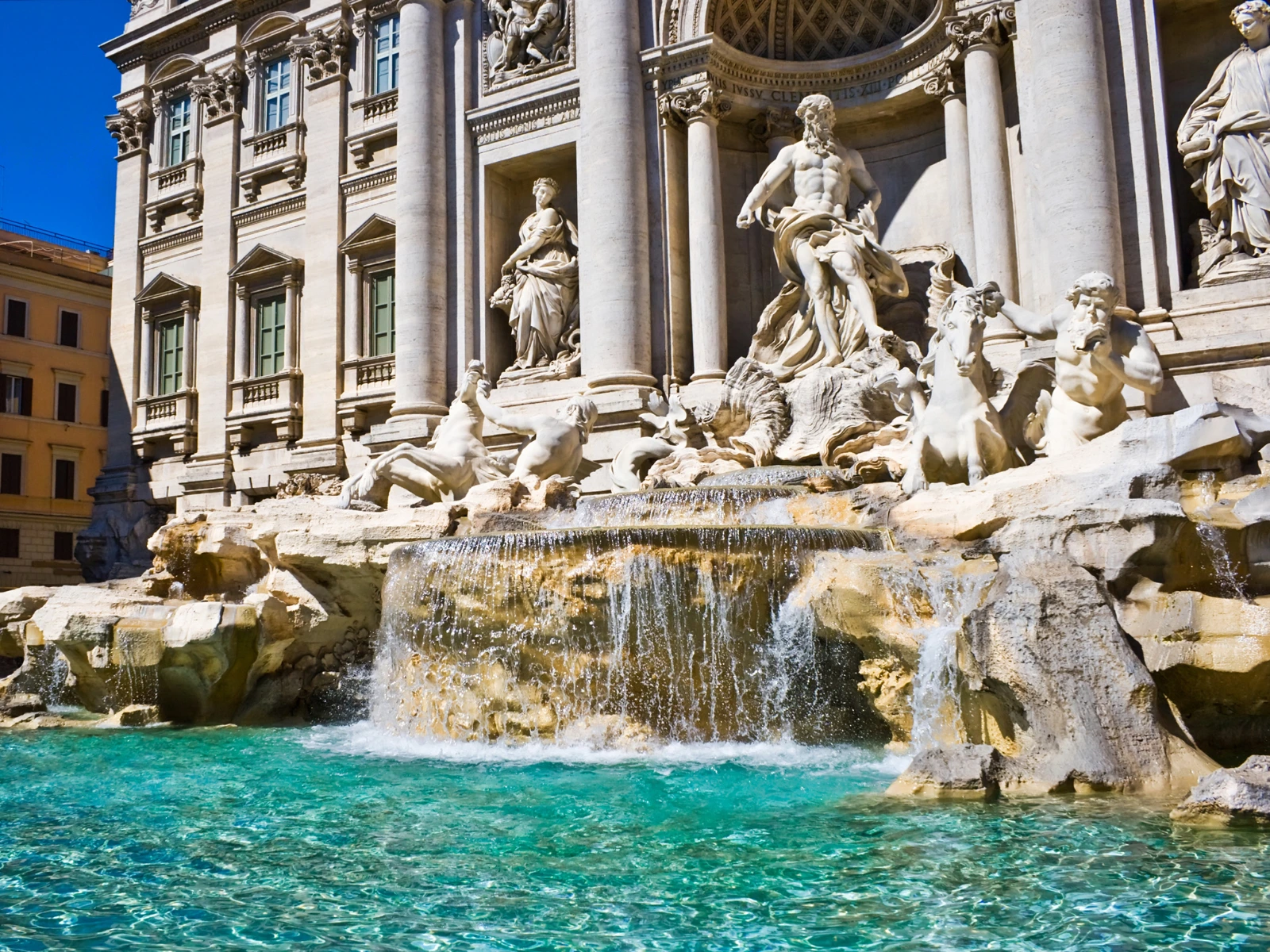 Trevi Fountain - sights Rome​