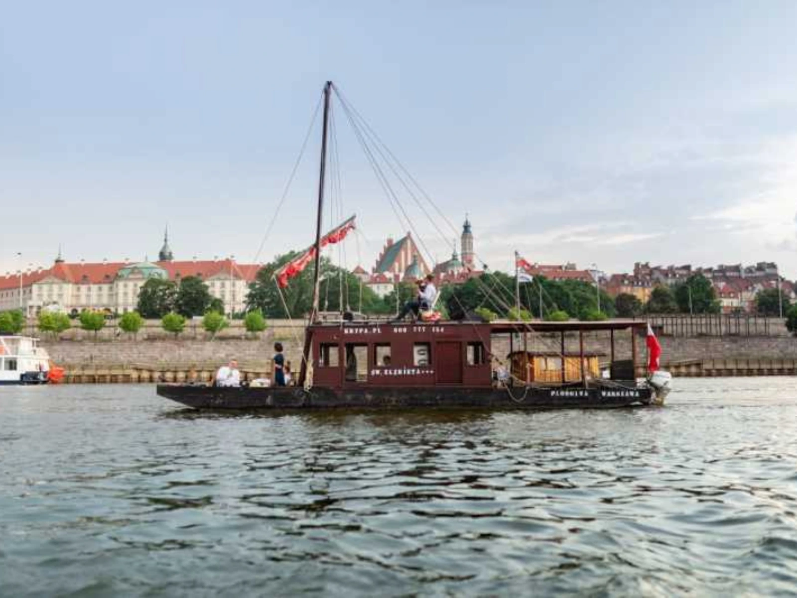 Galar Cruise on the Vistula River - warsaw activity