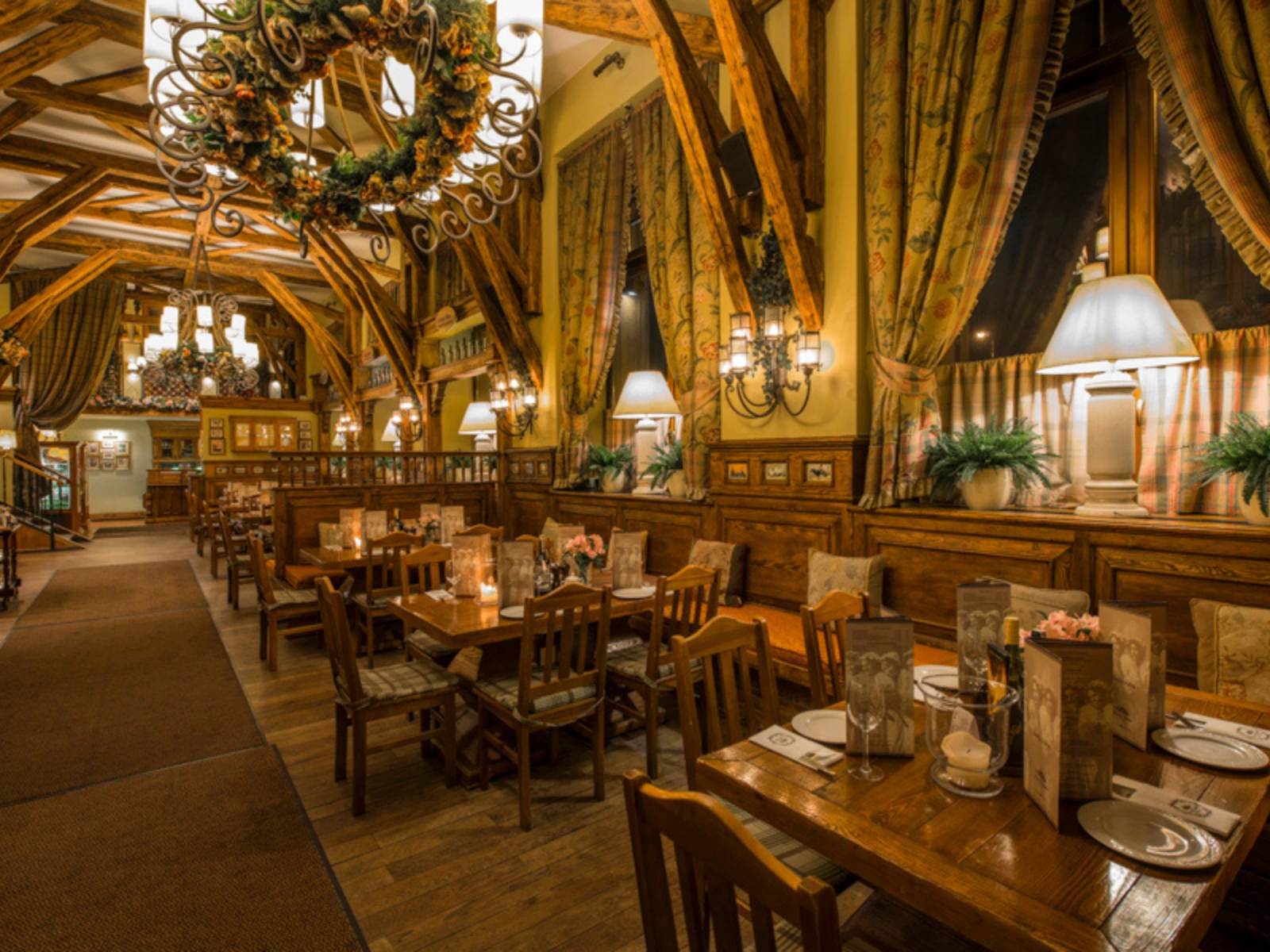 Stary Dom - Restaurants in Warsaw