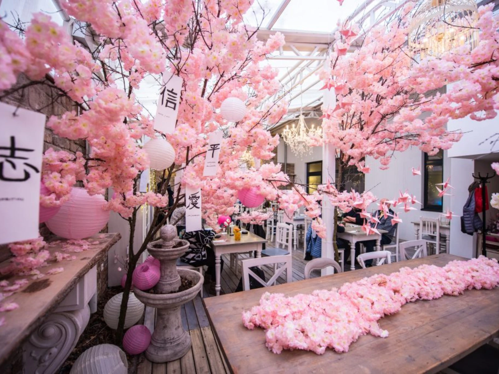 Vintage Garden - Best restaurants Budapest