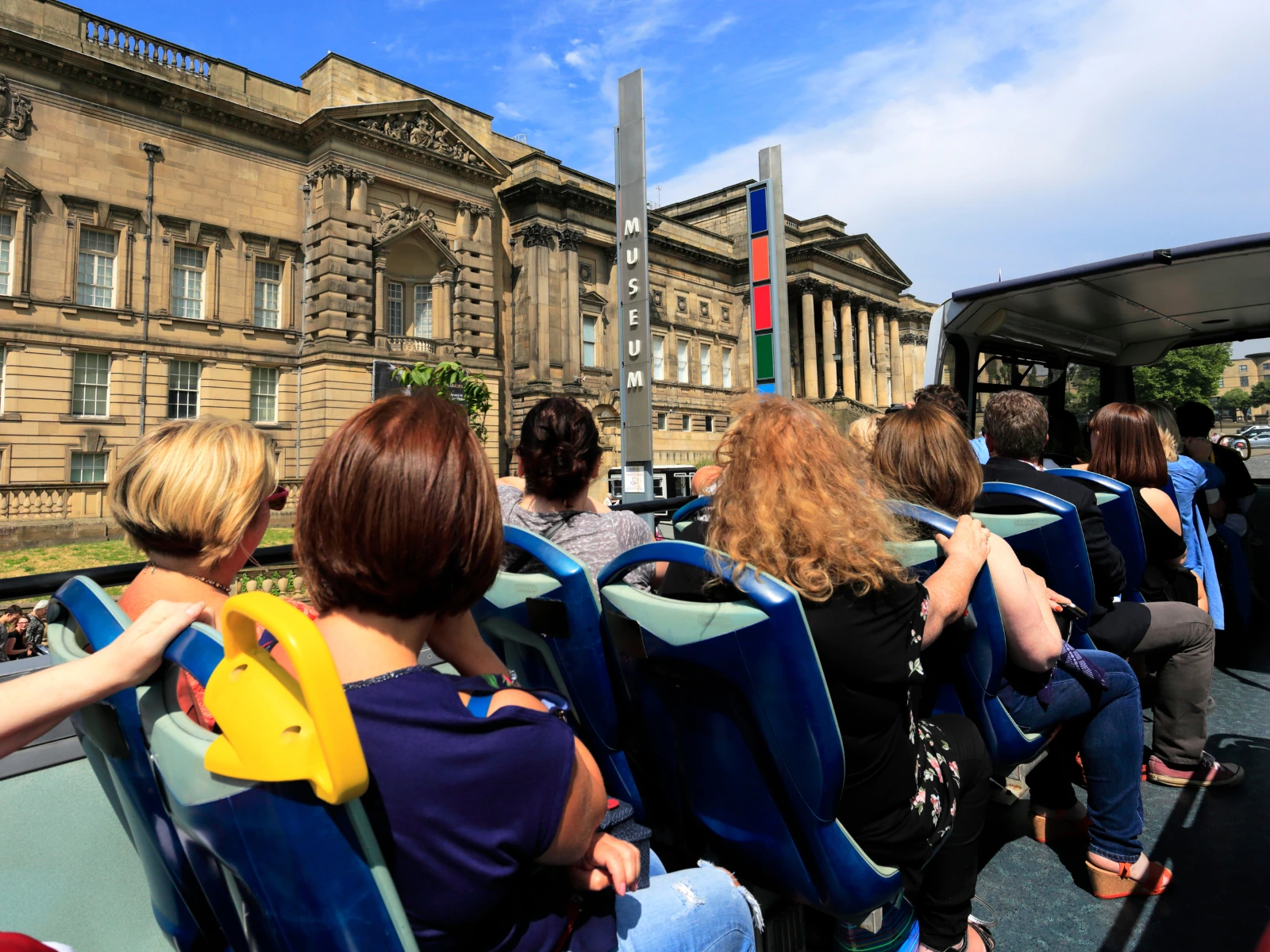 Hop-On Hop-Off Bus - What to do in Oslo