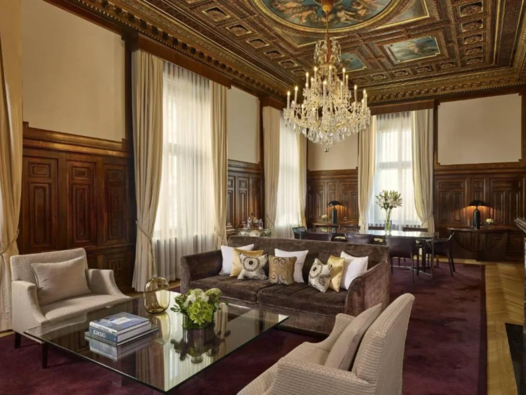 The Ritz-Carlton, Vienna - Hotels Vienna