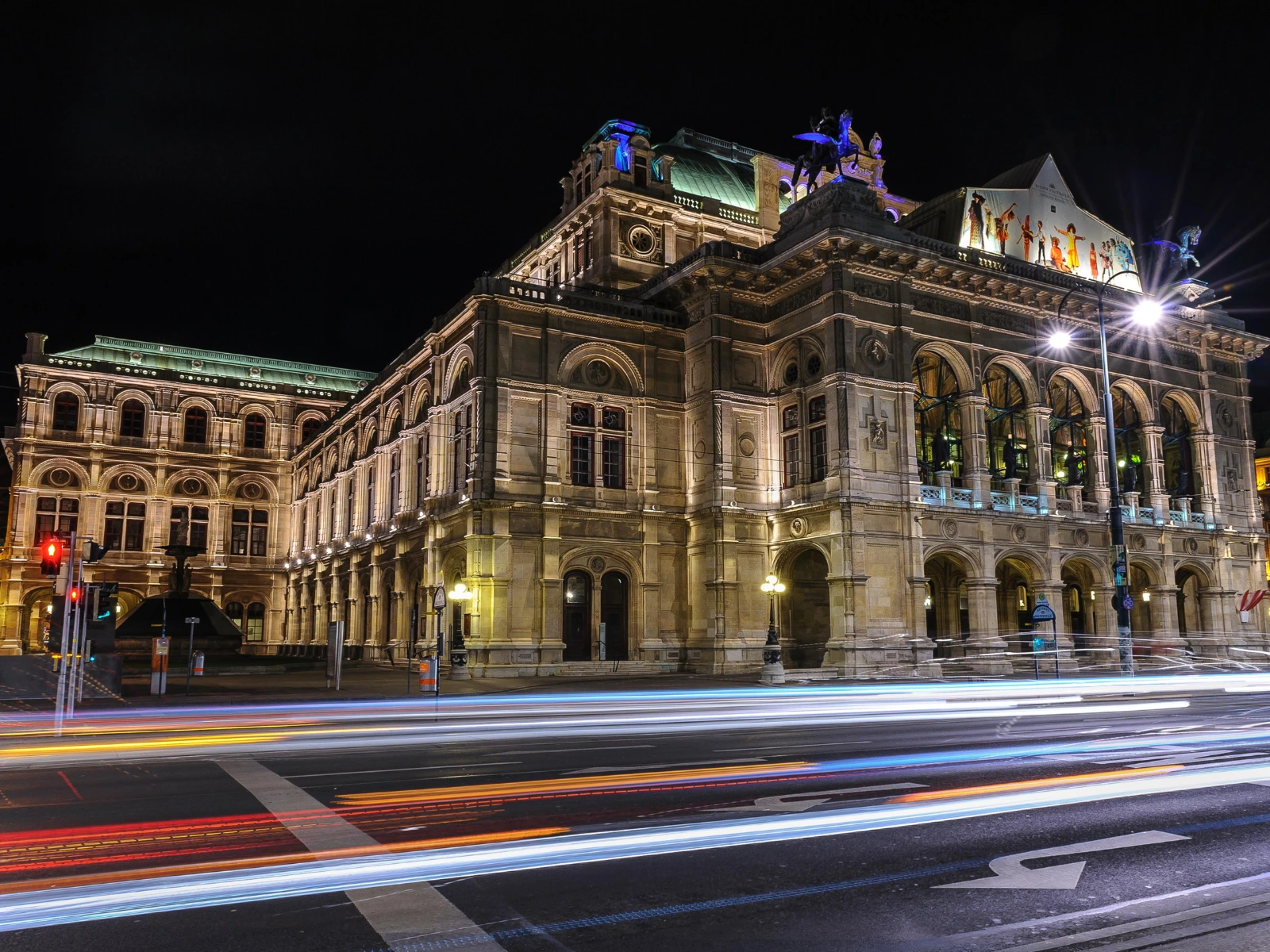 Wiener Staatsoper - What to see in Vienna