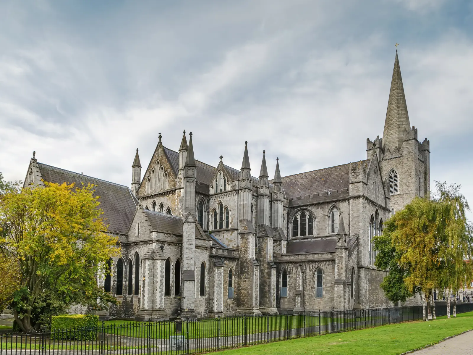 Saint Patrick Cathedral Dublin - Sights to see in Dublin