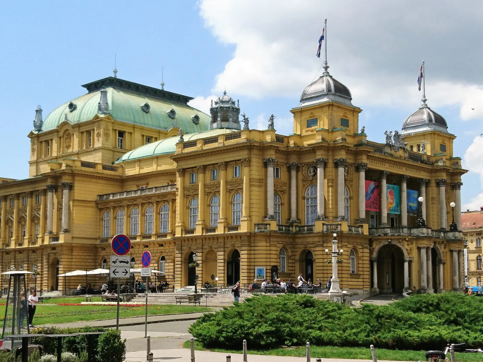Croatian National Theater - Zagreb sightseeing