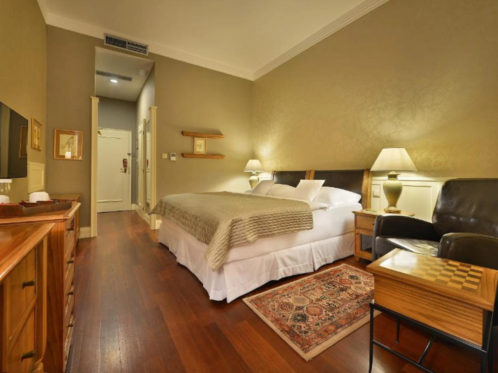 Marrols Boutique Hotel - Hotels Bratislava