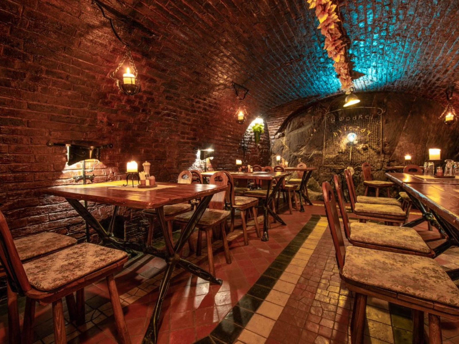 Modrá Hviezda - Bratislava restaurants