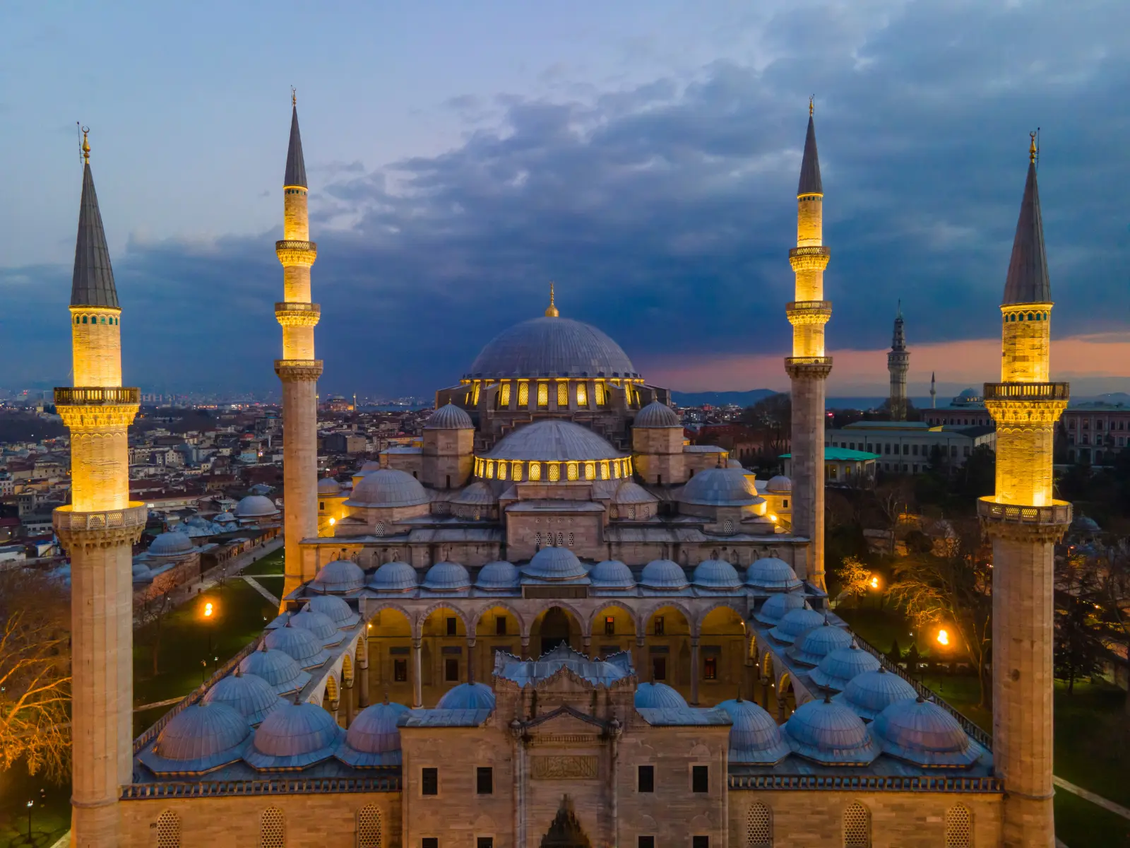 Suleymaniye Mosque - what to see Istanbul