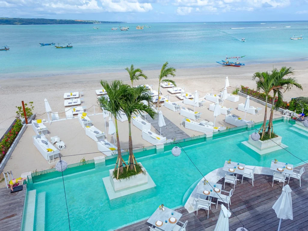 Azure Beach Club & Restaurant - Beach Clubs in Jimbaran