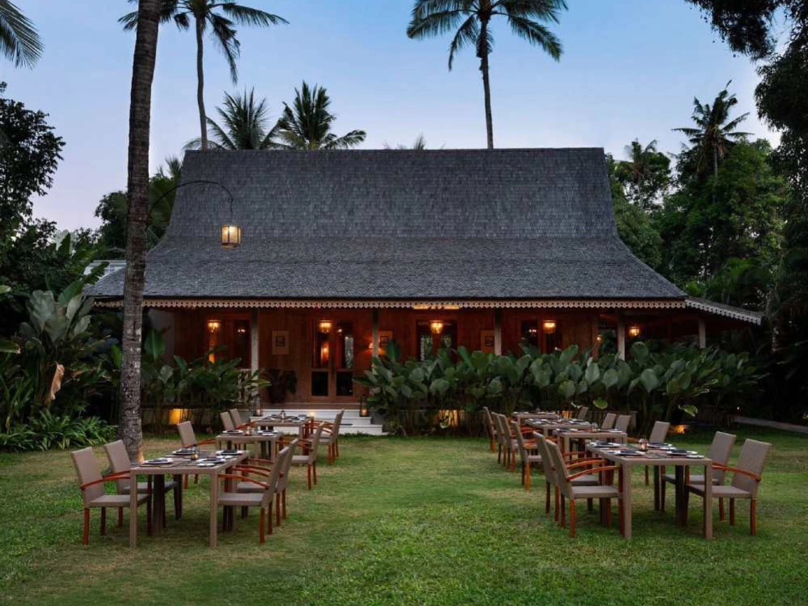 Kayumanis Resto - Jimbaran best restaurants