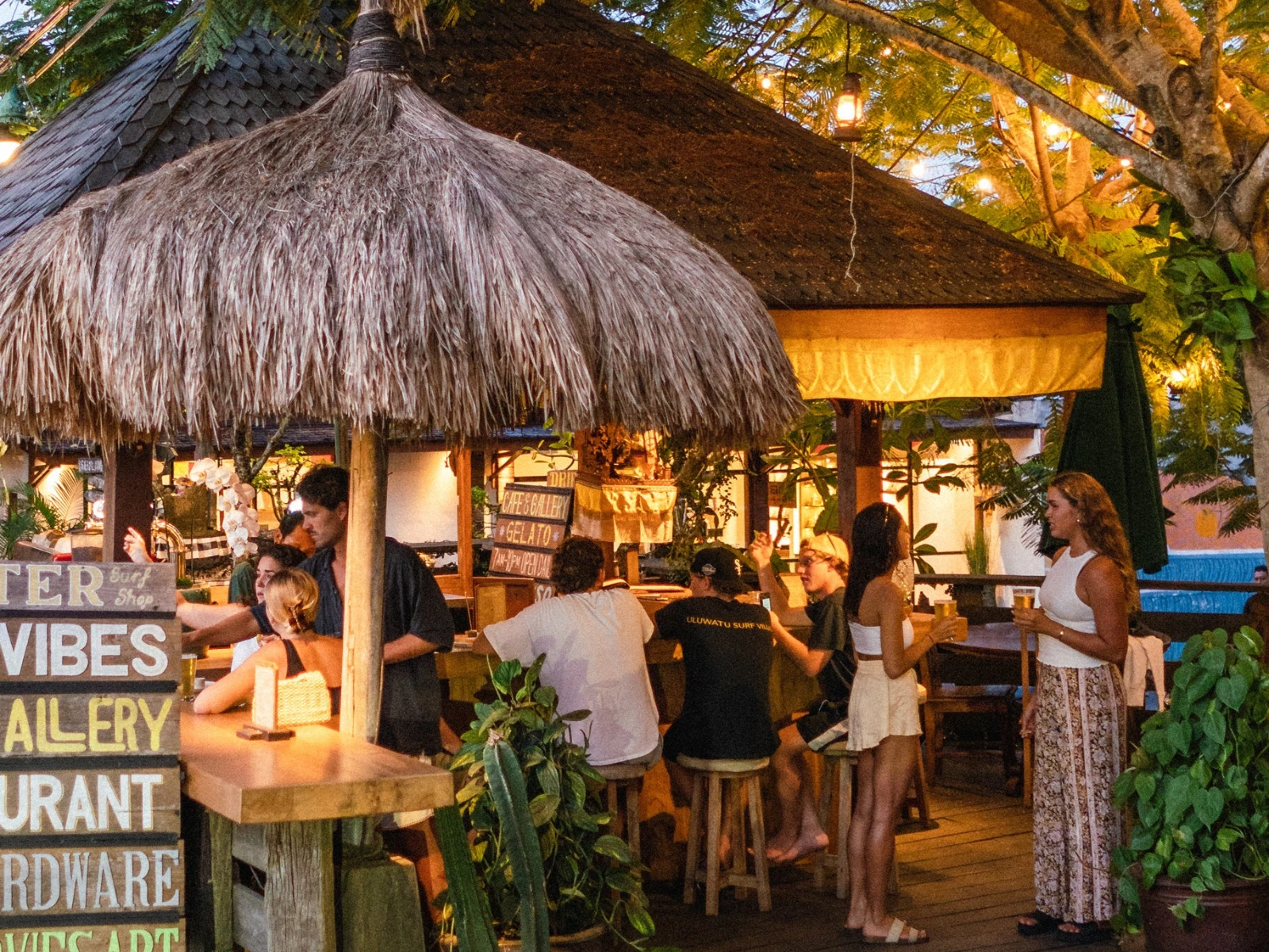 Drifter Surf - uluwatu top restaurant