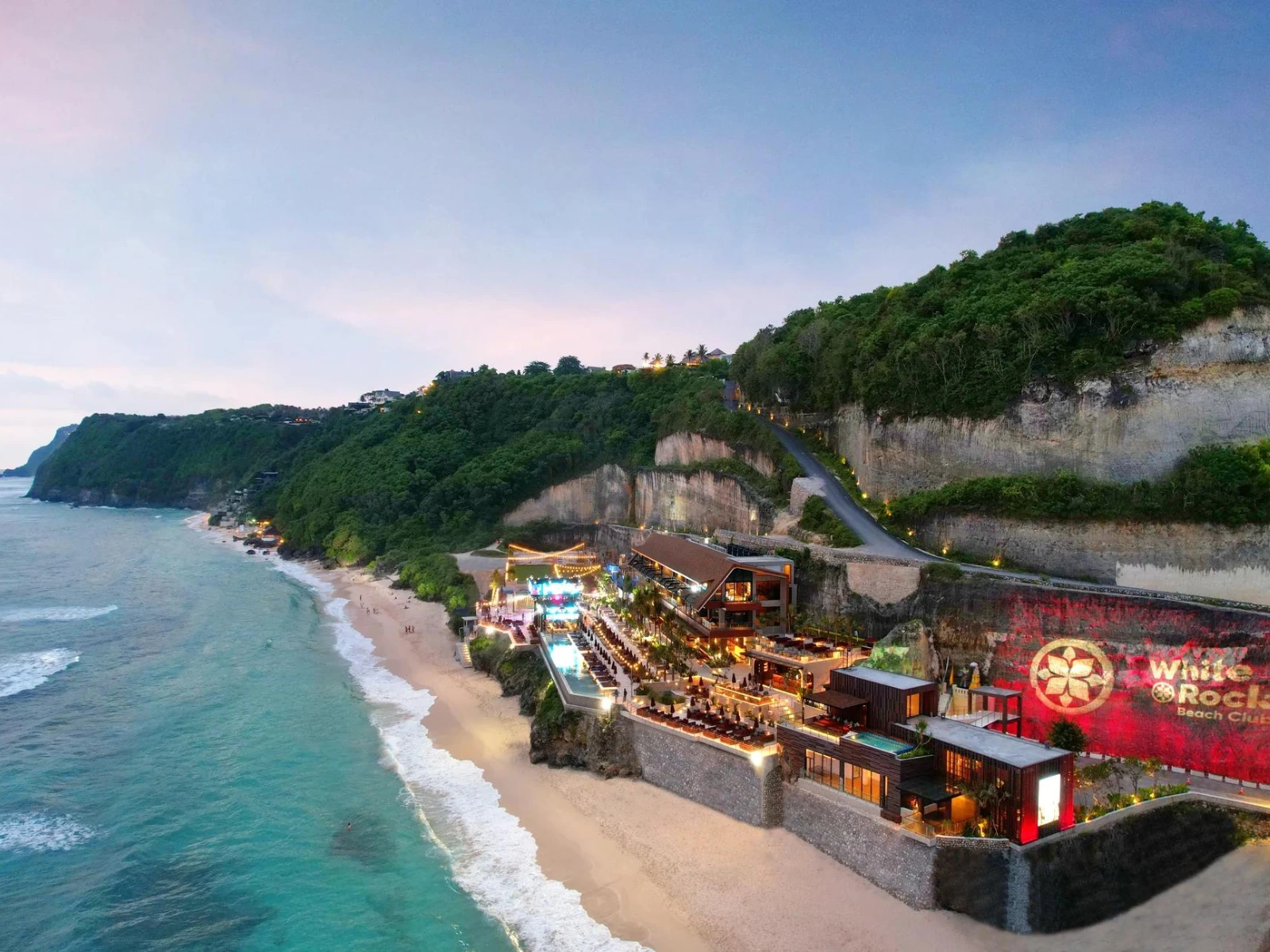 White Rock Beach Club - Uluwatu Beachclub