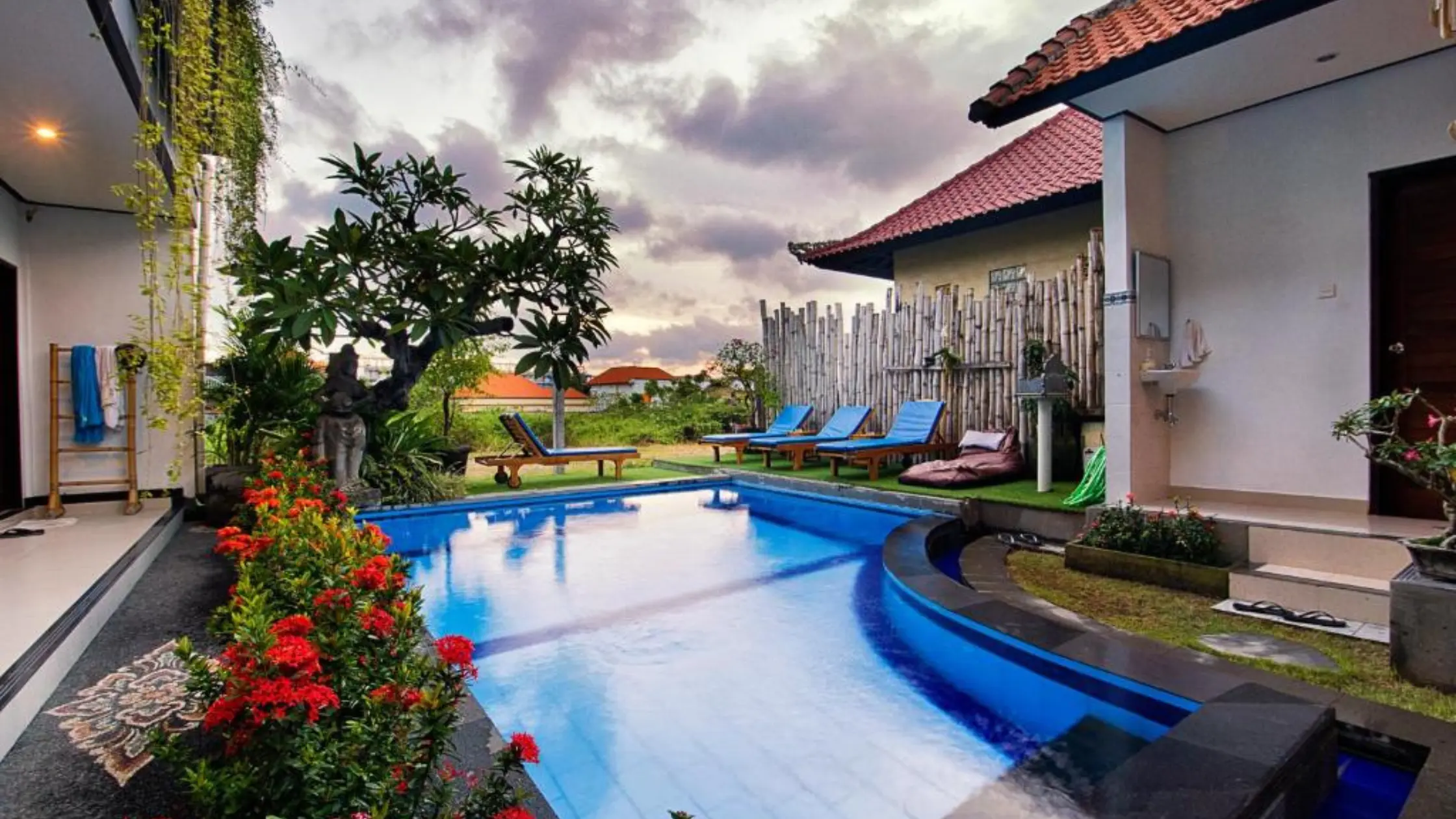 Bali Full Moon Guest House - Canggu best places to stay