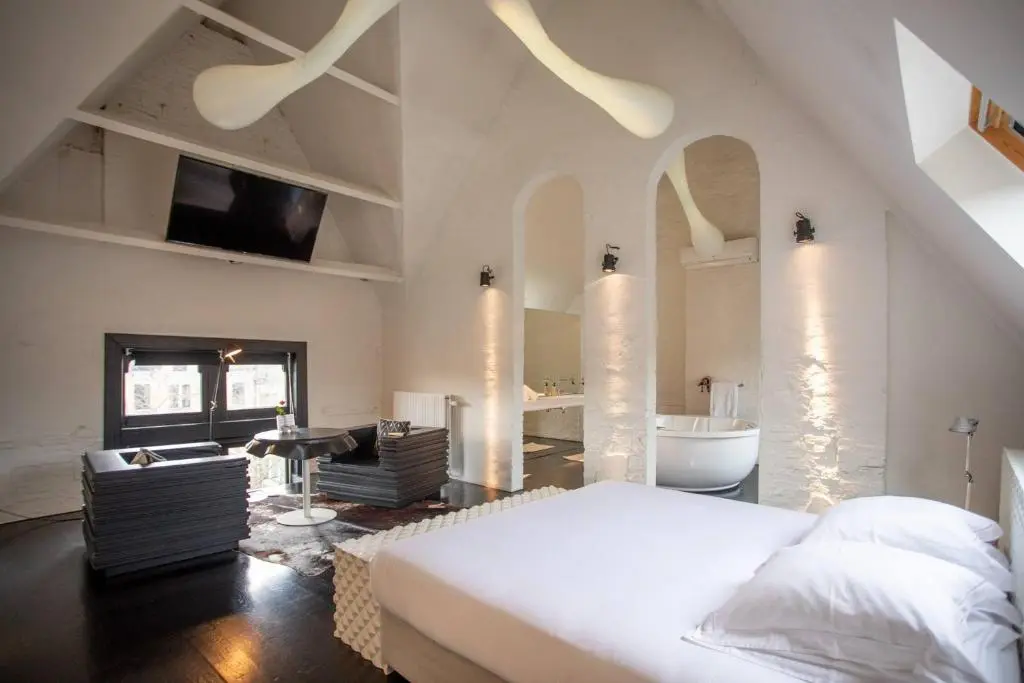 B&B Suites FEEK Antwerp