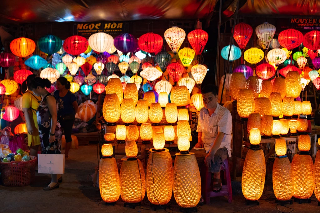 Experience Hoi An’s Night Market ​town centre