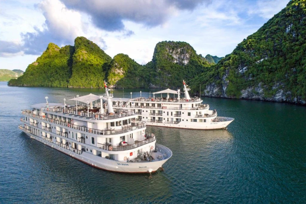 Paradise Elegance Cruise halong bay cruise
