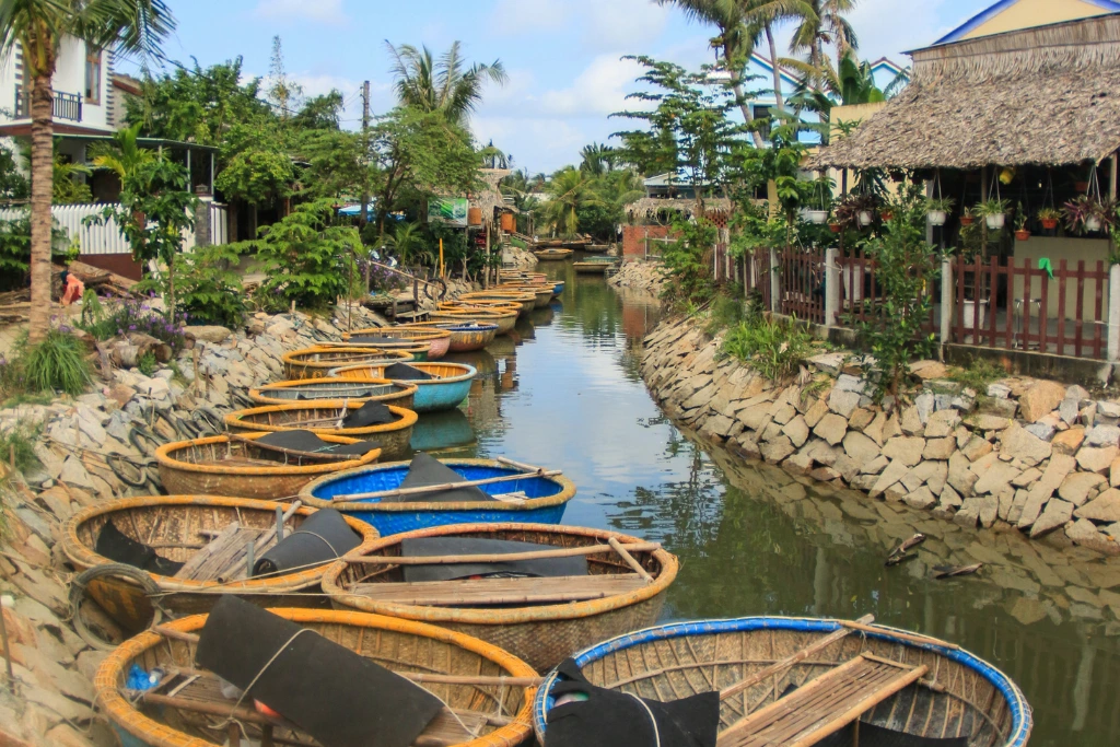Take a Basket Boat Tour in the Coconut Village (Cam Thanh Village) hoi an town centre