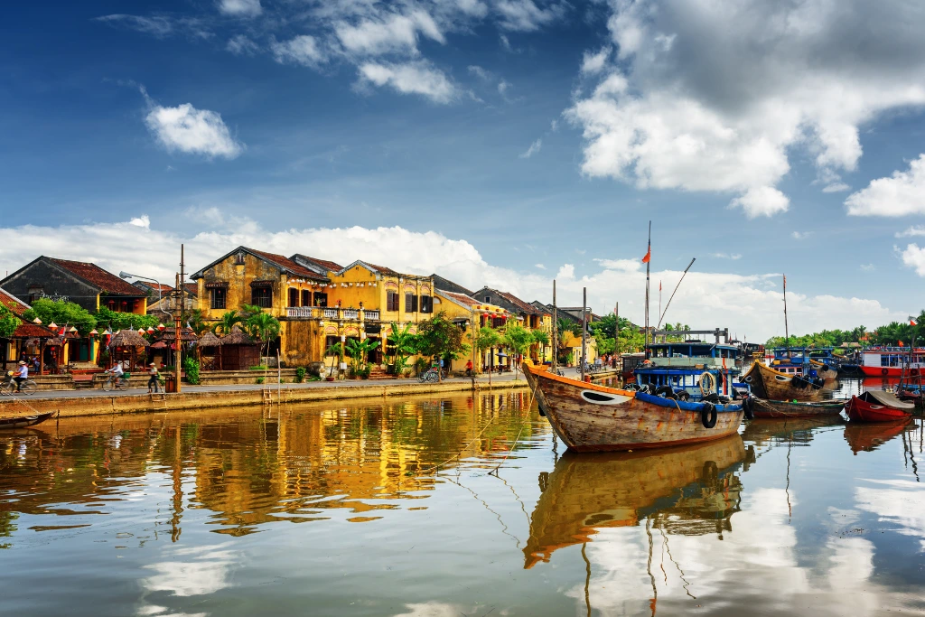 Take a Boat Ride on the Thu Bon River hoi an town centre