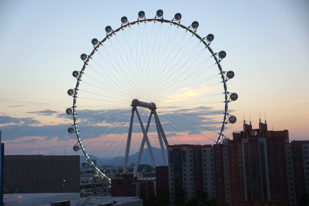 High Roller Observation Wheel what to do in las vegas